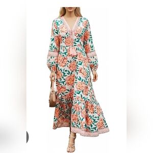 NWT Elegant Floral Long Sleeve Dress